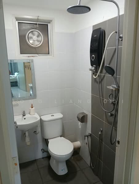 Apartment for Sale at The Rise Collection 2 - Tong Liang Ooi - Bathroom - PropertyGuru.com.my