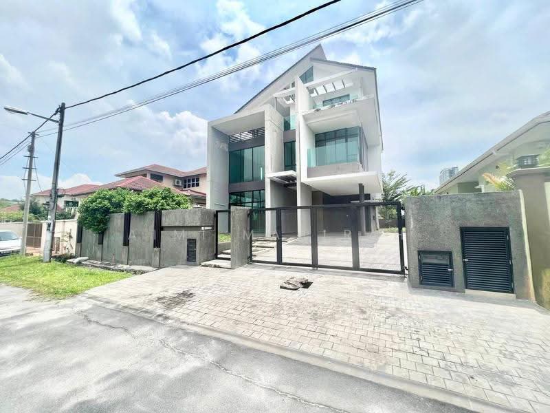 Bungalow House untuk Dijual di Taman Universiti (Bangi) - Aimi Mahirah - PropertyGuru.com.my