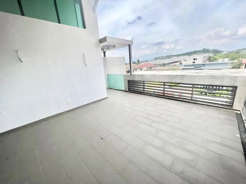 Bungalow House untuk Dijual di Taman Universiti (Bangi) - Aimi Mahirah - PropertyGuru.com.my