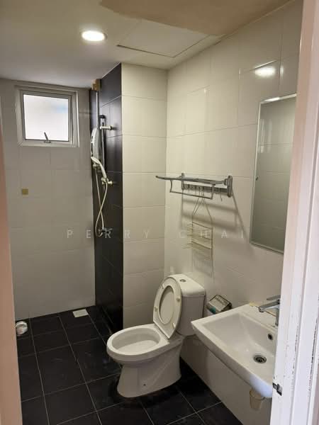 Kediaman Servis untuk Disewa di Maxim Citylights - Perry Chai - Bathroom - PropertyGuru.com.my