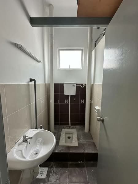 Shop for Sale in Iskandar Puteri (Nusajaya) (Johor) - Rain Ng - Bathroom - PropertyGuru.com.my