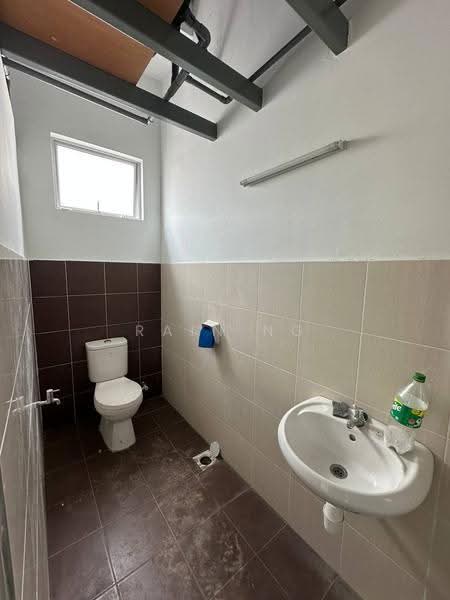 Shop for Sale in Iskandar Puteri (Nusajaya) (Johor) - Rain Ng - Bathroom - PropertyGuru.com.my