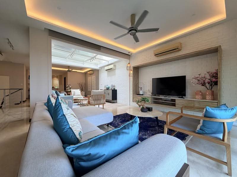 3.5-storey Terraced House for Sale in Mont Kiara (Kuala Lumpur) - Sam Hoo - Living Room - PropertyGuru.com.my