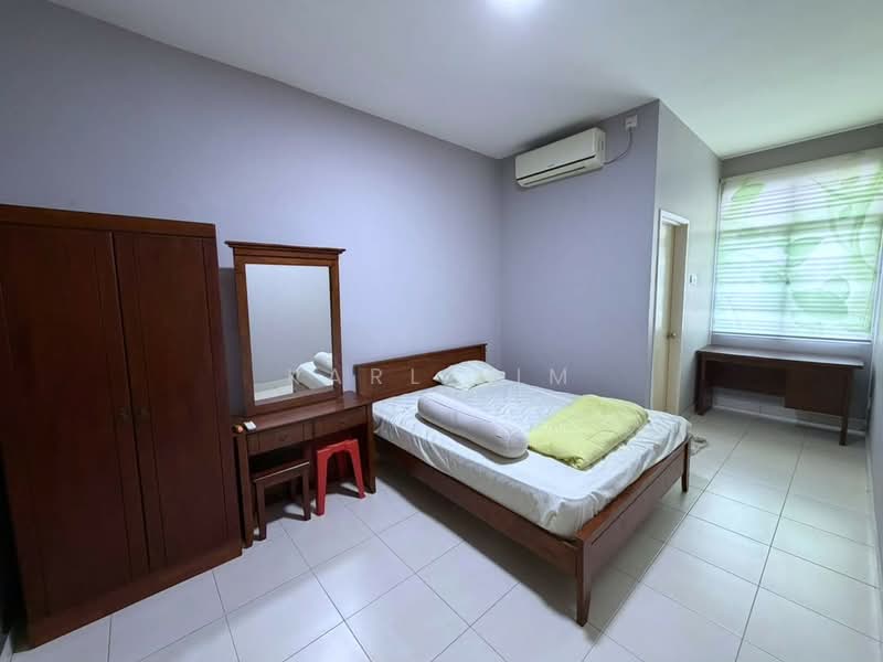 Rumah Teres 2-Tingkat untuk Dijual di Taman Seri Austin (Tebrau) - Karl Lim - Bedroom - PropertyGuru.com.my