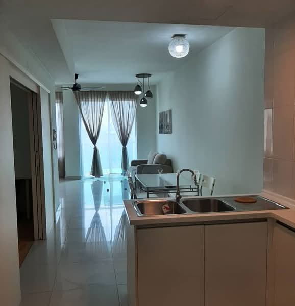 Kediaman Servis untuk Disewa di Solaris Dutamas - Eva Yap - Living Room - PropertyGuru.com.my