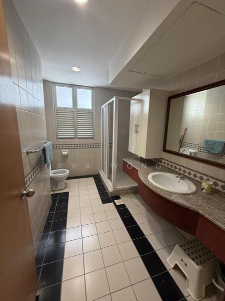 Kondominium untuk Dijual di Riana Green Condominium - Ava Wong - Bathroom - PropertyGuru.com.my