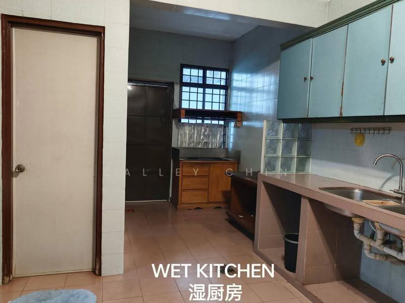2-storey Terraced House for Sale in Taman Sri Putri (Skudai) - Calley Chin - Kitchen - PropertyGuru.com.my