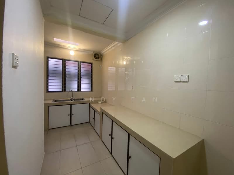 Rumah Teres 2-Tingkat untuk Dijual di Petaling Jaya (Selangor) - Cindy Tan - Kitchen - PropertyGuru.com.my