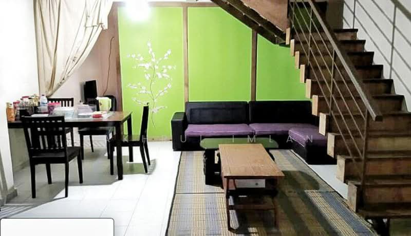Rumah Teres 2-Tingkat untuk Dijual di Taman Scientex Kulai (Sedenak) - Fakhrul Imlan - Living Room - PropertyGuru.com.my