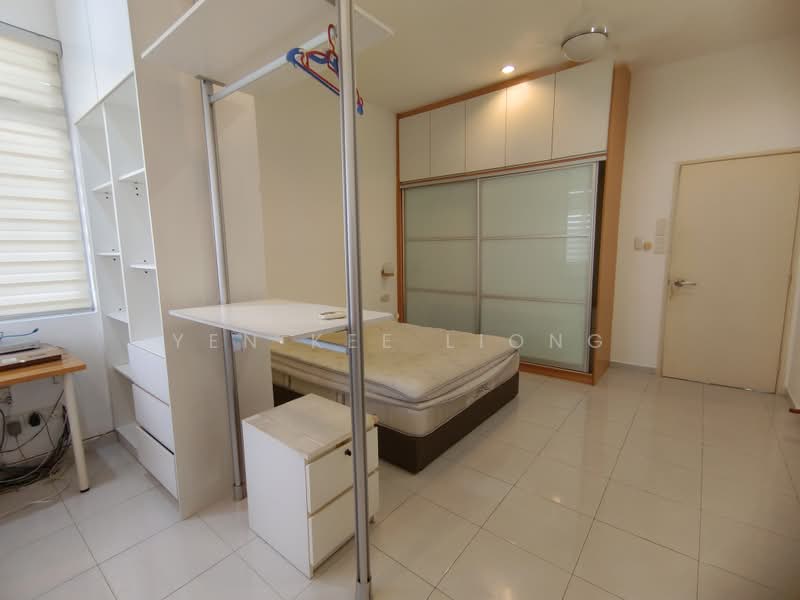 Rumah Bandar untuk Disewa di Taman Alam Putra (Seri Kembangan) - YEN KEE LIONG - Bedroom - PropertyGuru.com.my