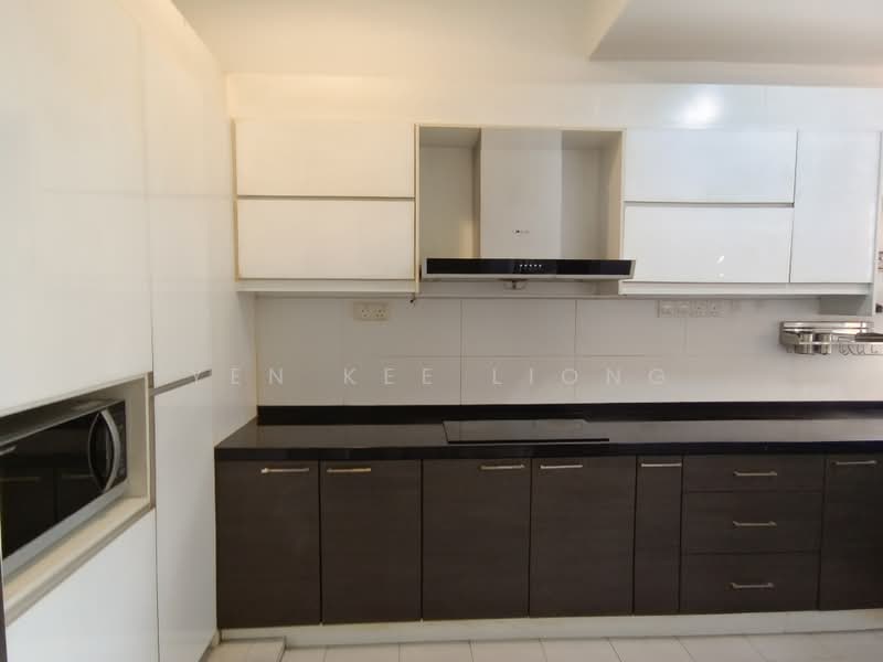Rumah Bandar untuk Disewa di Taman Alam Putra (Seri Kembangan) - YEN KEE LIONG - Kitchen - PropertyGuru.com.my
