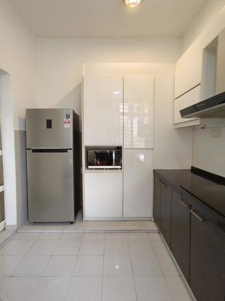 Rumah Bandar untuk Disewa di Taman Alam Putra (Seri Kembangan) - YEN KEE LIONG - Kitchen - PropertyGuru.com.my
