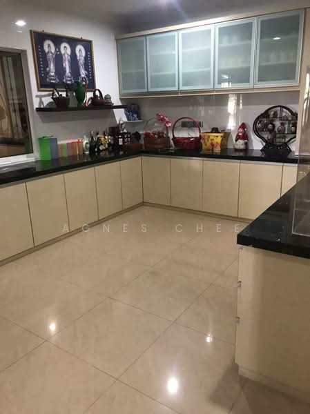 Semi-Detached House for Sale in Bukit Rahman Putra (Sungai Buloh) - Agnes Chee - Kitchen - PropertyGuru.com.my