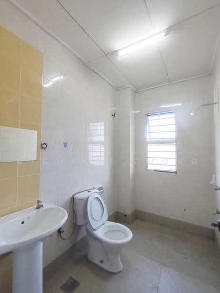 Rumah Teres 2-Tingkat untuk Dijual di Denai Alam (Shah Alam) - Michelle Chong - Bathroom - PropertyGuru.com.my