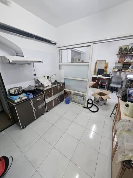Apartment for Sale at Suria Vista Apartment - Ronald Ng - Kitchen - PropertyGuru.com.my
