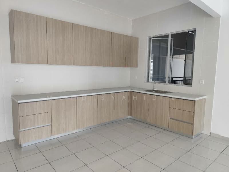 Kondominium untuk Dijual di Residensi Adelia 2 - Mohd Syahidie - Kitchen - PropertyGuru.com.my