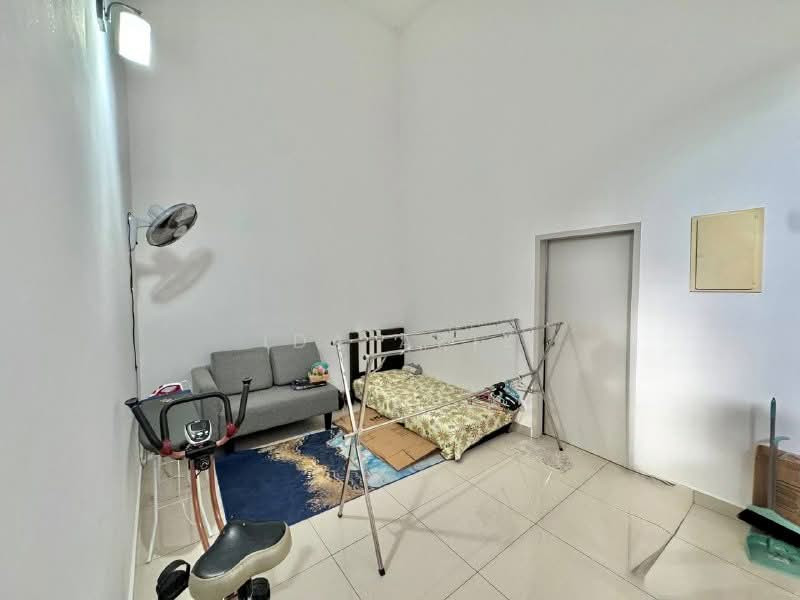 2-storey Terraced House for Sale in Bandar Putra (Kulai) - Ida Aziz - Interior - PropertyGuru.com.my