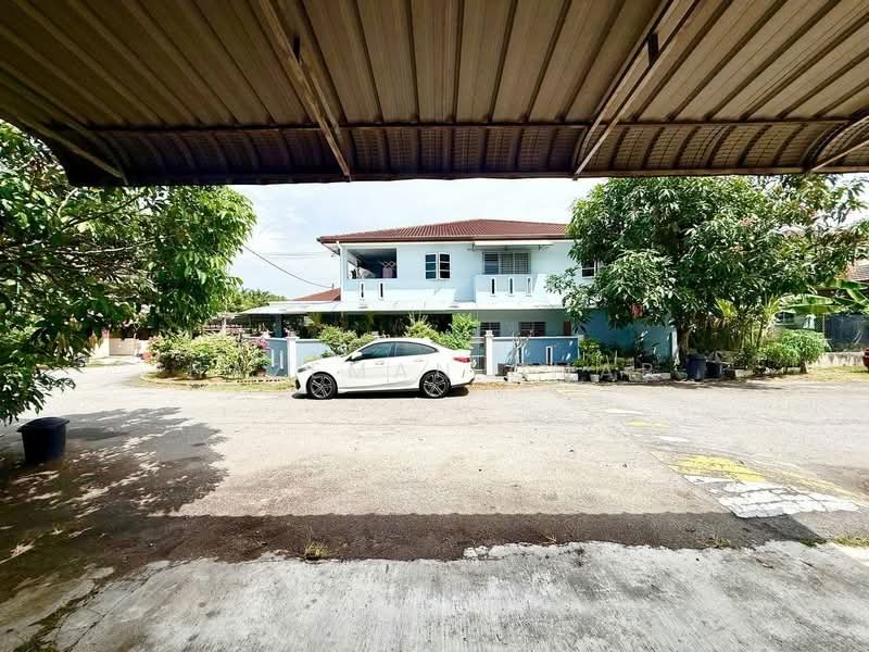 Rumah Teres 1-Tingkat untuk Dijual di Semenyih (Selangor) - Hazeman Omar - Exterior - PropertyGuru.com.my