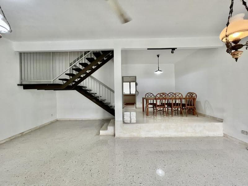 2-storey Terraced House for Rent in Taman Tun Dr Ismail (Kuala Lumpur) - Yin Peng . - Living Room - PropertyGuru.com.my