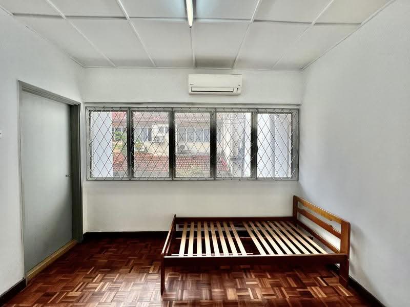 2-storey Terraced House for Rent in Taman Tun Dr Ismail (Kuala Lumpur) - Yin Peng . - Bedroom - PropertyGuru.com.my