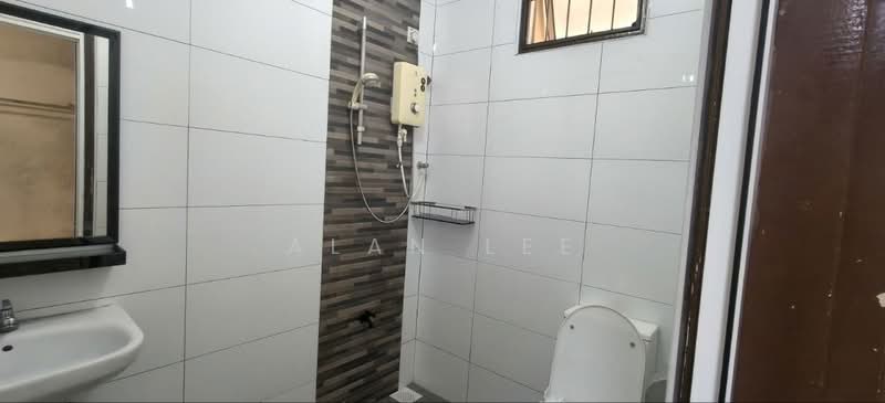 Kondominium untuk Dijual di Nusavilla - Alan Lee - Bathroom - PropertyGuru.com.my