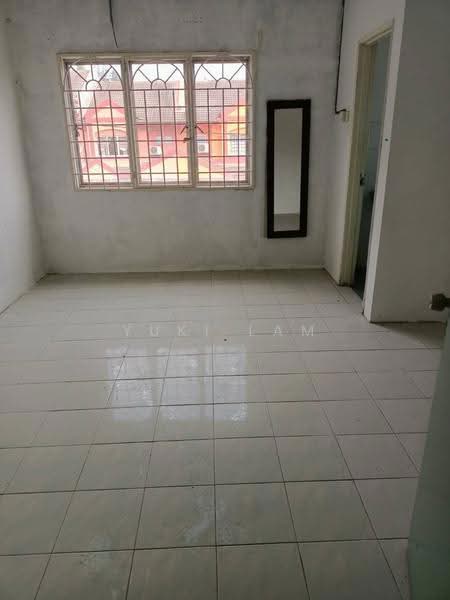 Townhouse for Sale in Sungai Buloh (Selangor) - Yuki Lam - Interior - PropertyGuru.com.my
