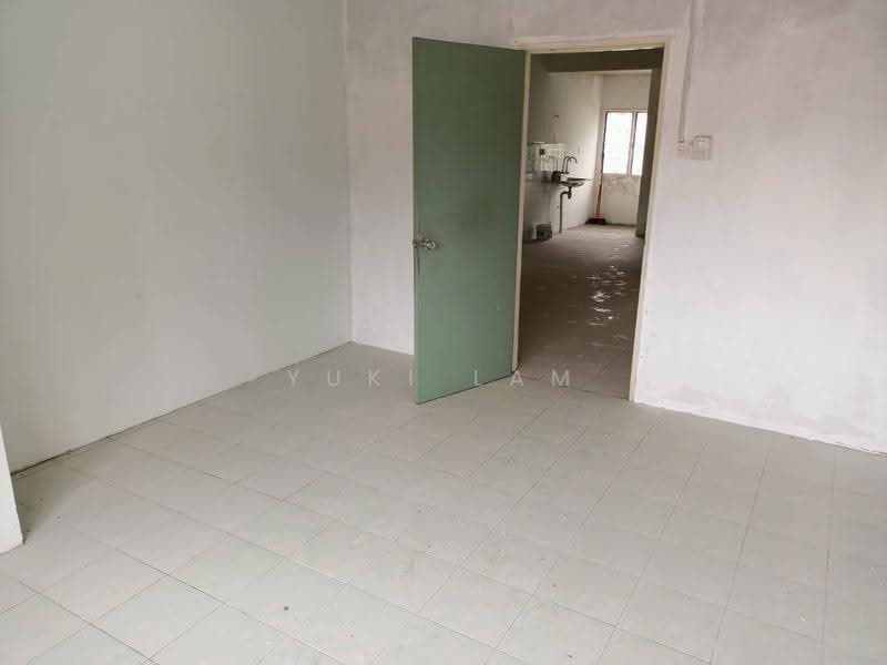 Townhouse for Sale in Sungai Buloh (Selangor) - Yuki Lam - Interior - PropertyGuru.com.my