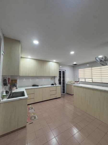Semi-Detached House for Rent in Taman Sentosa (Johor Bahru) - Albee Liew - Kitchen - PropertyGuru.com.my