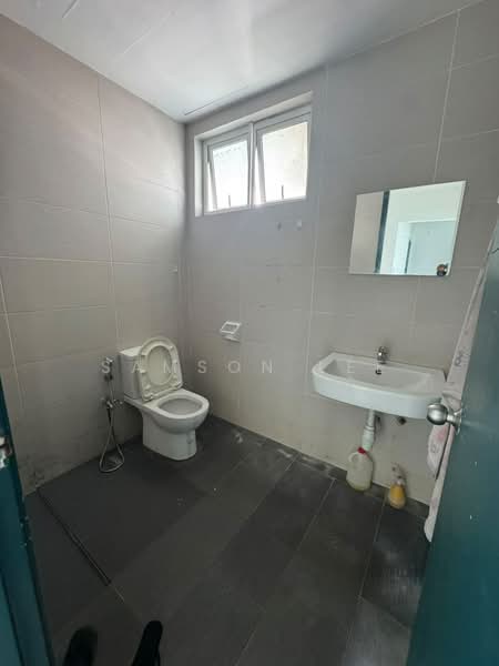 Condominium for Sale at The Regina - Samson Lee - Bathroom - PropertyGuru.com.my