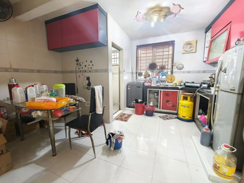 Rumah Teres 2-Tingkat untuk Dijual di Taman Johor Jaya (Johor Bahru) - Nico Chong - Kitchen - PropertyGuru.com.my