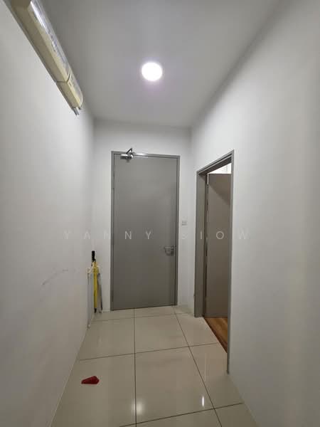 Kondominium untuk Disewa di Residensi PV18 - Yanny Siow - Corridor - PropertyGuru.com.my
