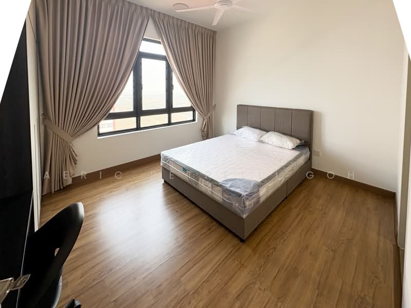 Kediaman Servis untuk Disewa di The Amber Residence @ TwentyFive.7 - Aeric Petrelli Goh - Bedroom - PropertyGuru.com.my