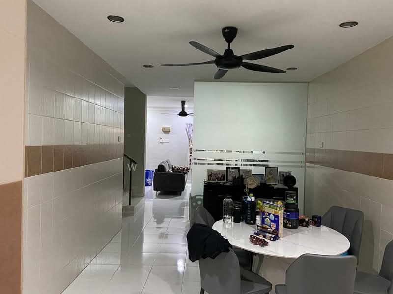 2-storey Terraced House for Sale in Taman Bukit Galena (Seremban) - Wei Keen - Living Room - PropertyGuru.com.my