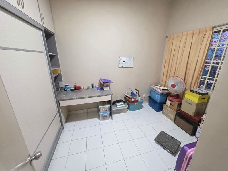 2-storey Terraced House for Sale in Desa Coalfields (Sungai Buloh) - Samson Lee - Study - PropertyGuru.com.my