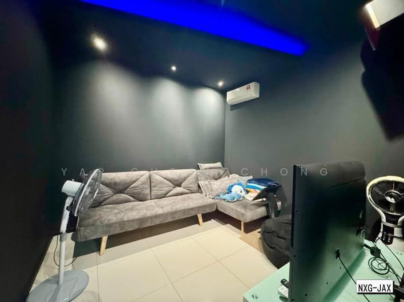 Rumah Berkembar untuk Dijual di Ambang Botanic (Klang) - Yap Chean Chong - Living Room - PropertyGuru.com.my