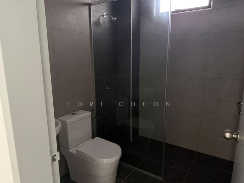 Terraced House for Rent in Kampung Sentosa Barat (Pasir Gudang) - Tori Cheon - Bathroom - PropertyGuru.com.my
