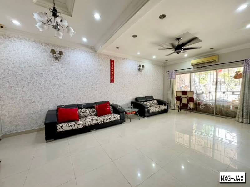 Terraced House for Sale in Bandar Puteri Klang (Klang) - Yap Chean Chong - Living Room - PropertyGuru.com.my