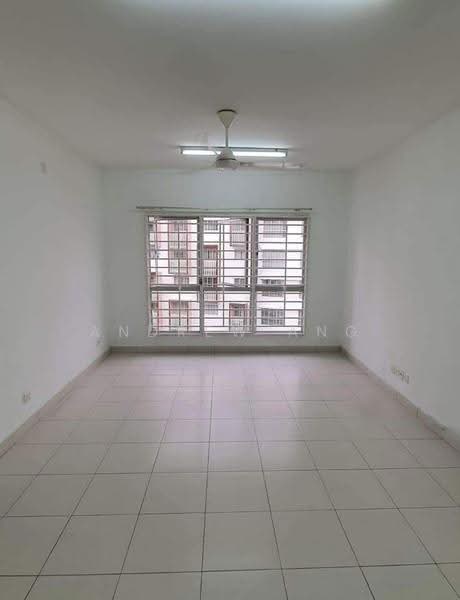 Apartment for Rent at Pangsapuri Seri Mutiara - Andrew Ang - Living Room - PropertyGuru.com.my