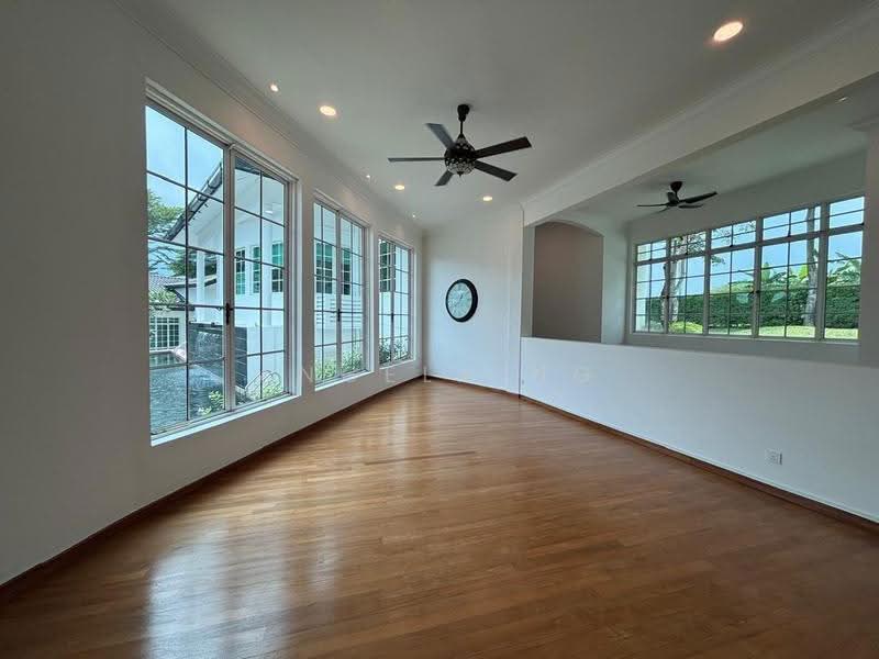 Bungalow House for Sale in Leisure Farm (Gelang Patah) - Angela Ng - Living Room - PropertyGuru.com.my