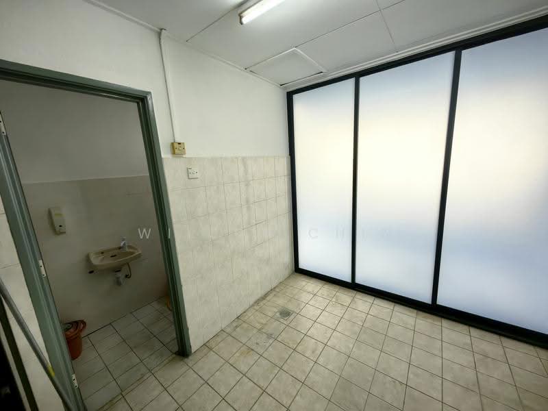 2-storey Terraced House for Rent in Petaling Jaya (Selangor) - Wilson Chin - Bathroom - PropertyGuru.com.my