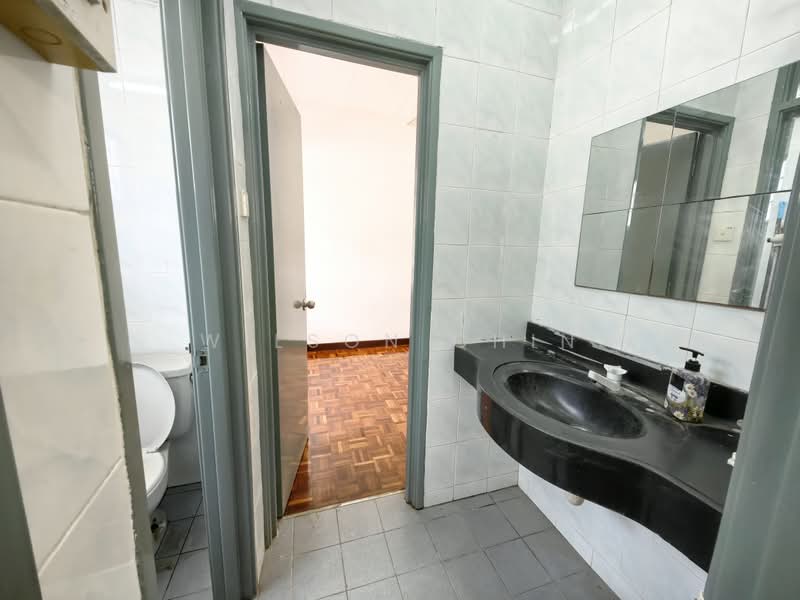 2-storey Terraced House for Rent in Petaling Jaya (Selangor) - Wilson Chin - Bathroom - PropertyGuru.com.my