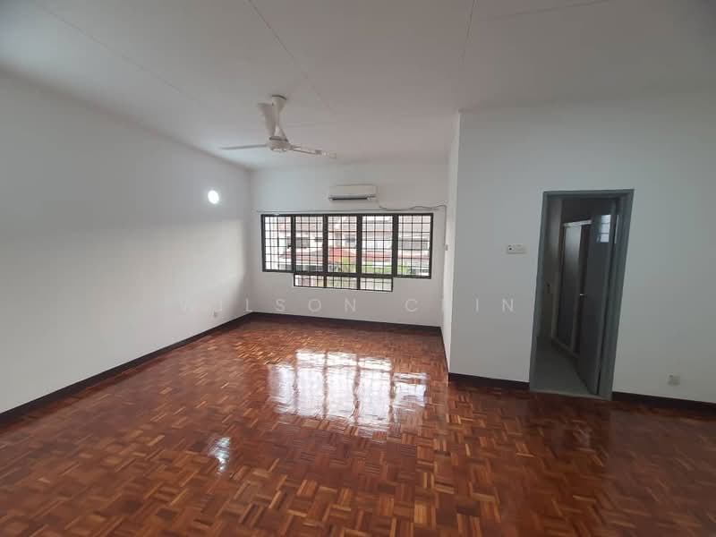 2-storey Terraced House for Rent in Petaling Jaya (Selangor) - Wilson Chin - Living Room - PropertyGuru.com.my