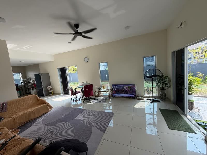 2-storey Terraced House for Sale in Taman Vista Mutiara (Bandar Sungai Long) - Syazue Wanie - Living Room - PropertyGuru.com.my