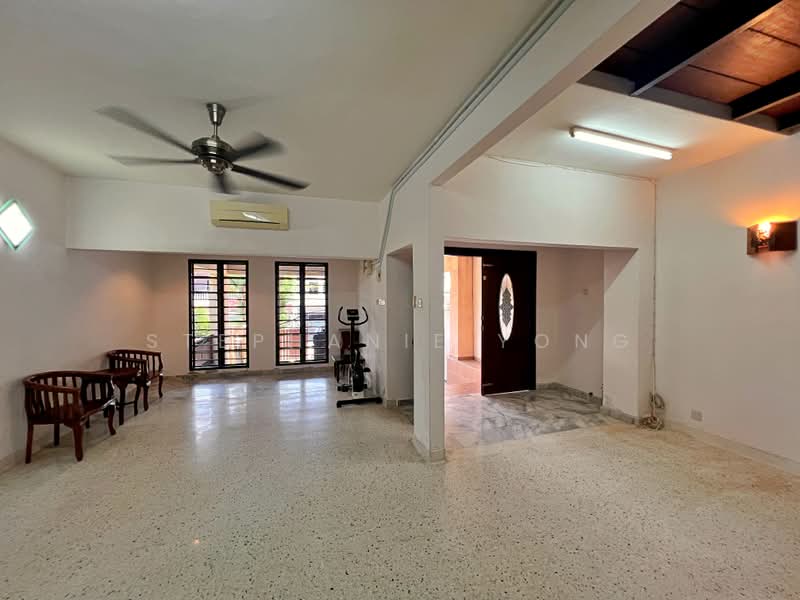 2-storey Terraced House for Sale in Ampang Jaya (Ampang) - Stephanie Yong - Living Room - PropertyGuru.com.my
