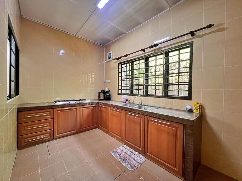 2-storey Terraced House for Sale in Ampang Jaya (Ampang) - Stephanie Yong - Kitchen - PropertyGuru.com.my