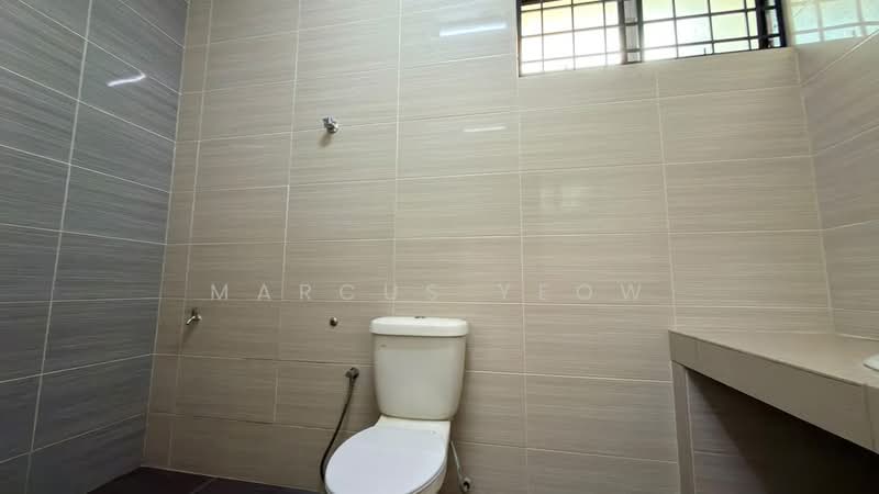 Rumah Teres 2-Tingkat untuk Disewa di Taman Jayamas (Seremban) - Marcus Yeow - Bathroom - PropertyGuru.com.my
