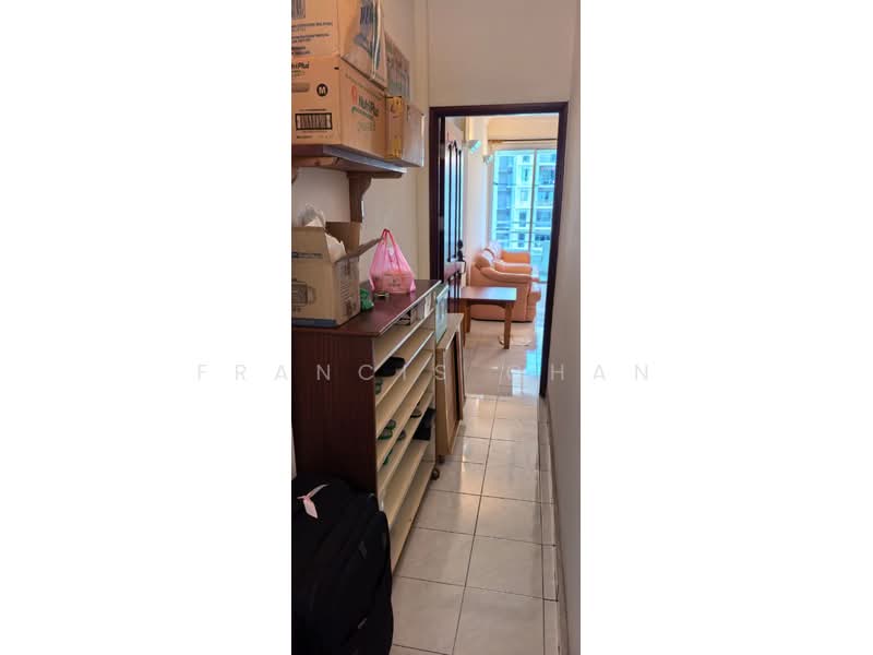 Kondominium untuk Dijual di N-Park Condominium - Francis Chan - Corridor - PropertyGuru.com.my