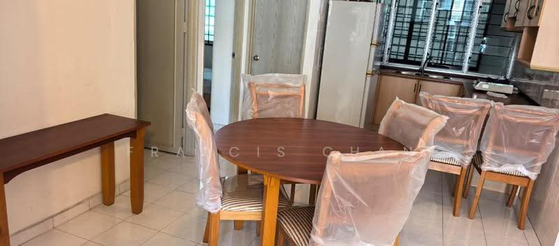 Kondominium untuk Dijual di N-Park Condominium - Francis Chan - Dining Room - PropertyGuru.com.my