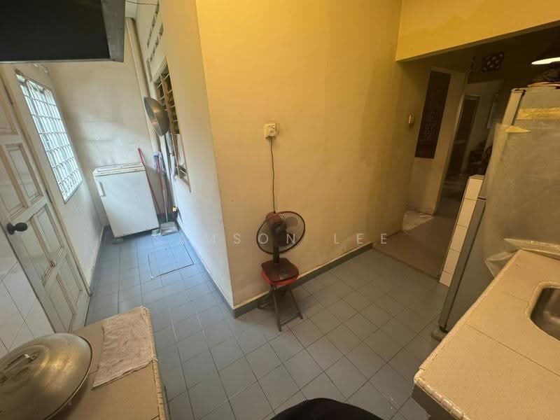 1-storey Terraced House for Sale in Kajang (Selangor) - Samson Lee - Kitchen - PropertyGuru.com.my