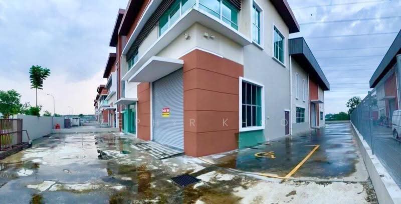 Semi-D Factory for Sale in Kawasan Perindustrian Tiong Nam (Tebrau) - Zephyr Khoo - Exterior - PropertyGuru.com.my